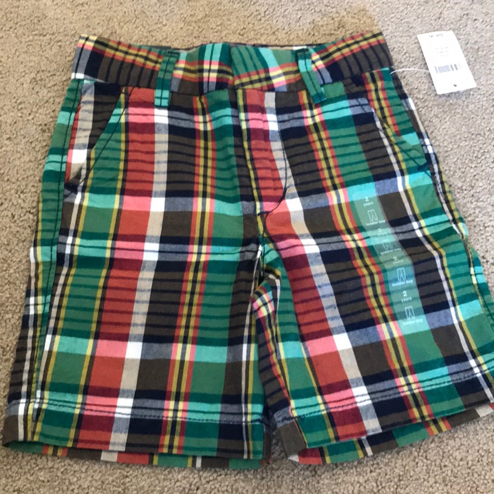 NWT Gap Toddler Boys Size 2 plaid shorts